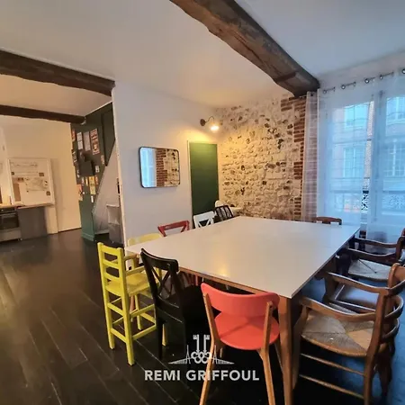 Kinta Panda Pool Table Center 13 2 Guests Σπίτι διακοπών