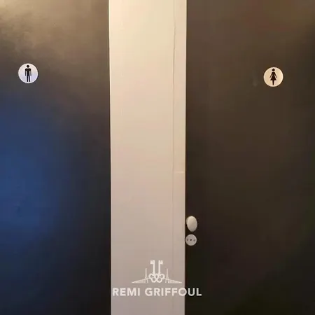 Kinta Panda Pool Table Center 13 2 Guests Hébergement de vacances *