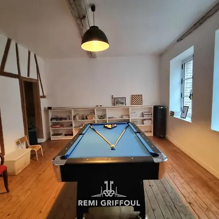 Kinta Panda Pool Table Center 13 2 Guests Semesterbostad *